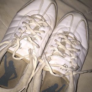 cheer shoes